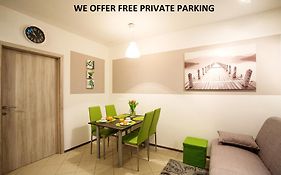 Sweet Apartments With Free Private Parking
